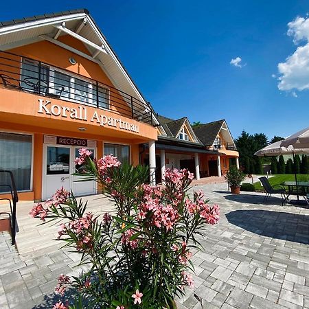 Korall Apartman Balatonfuzfo Exterior foto