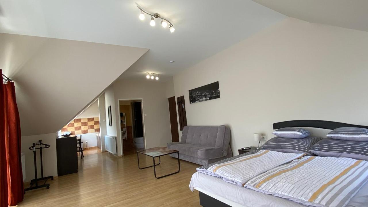 Korall Apartman Balatonfuzfo Exterior foto