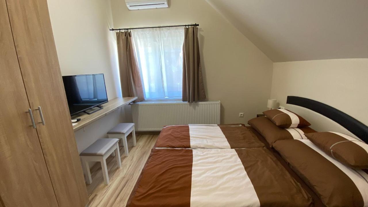 Korall Apartman Balatonfuzfo Exterior foto