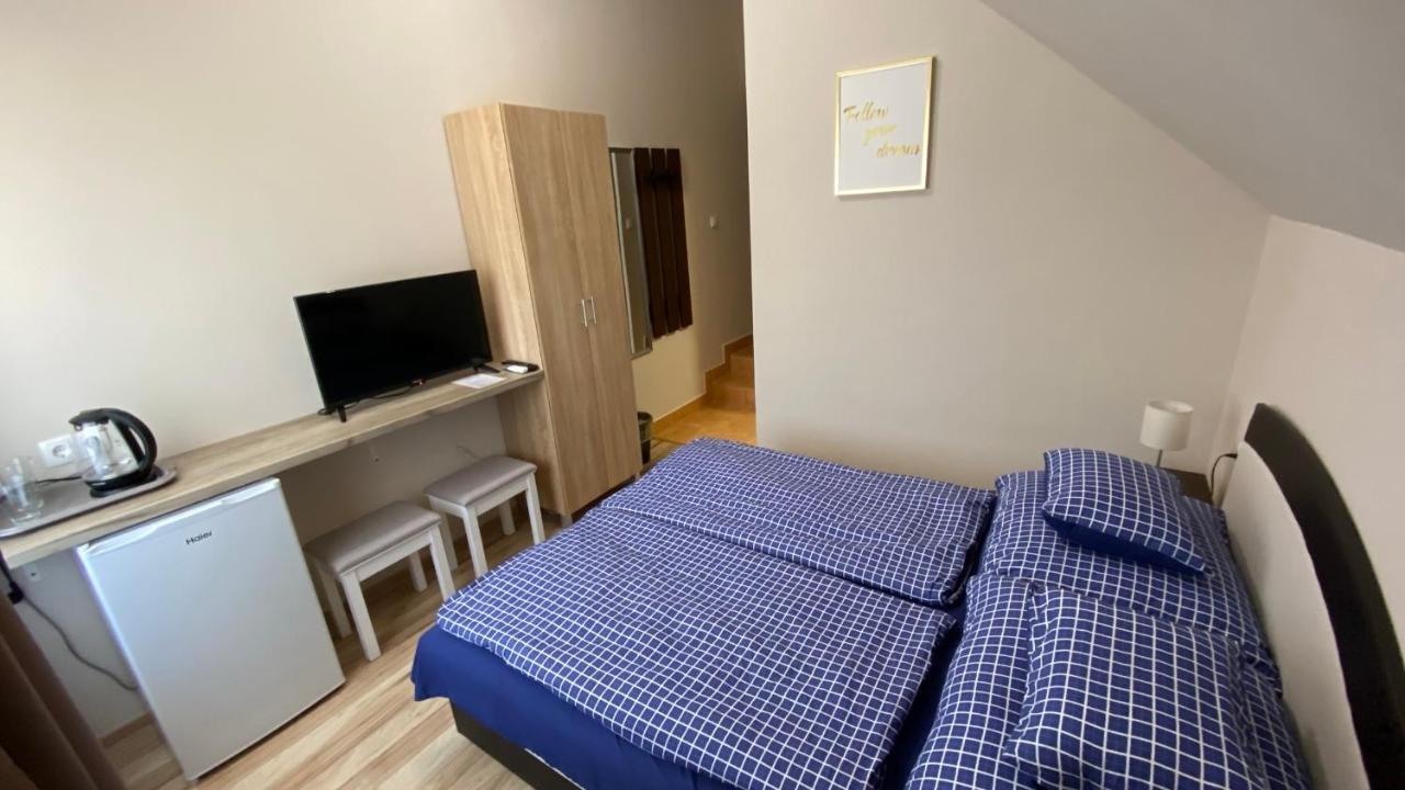 Korall Apartman Balatonfuzfo Exterior foto
