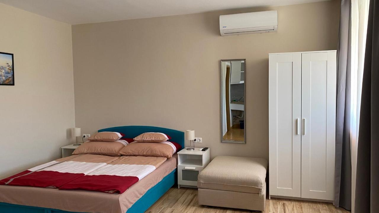 Korall Apartman Balatonfuzfo Exterior foto